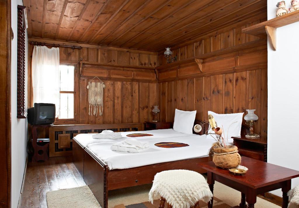 Zheravna Ecohouse Hotel Room photo